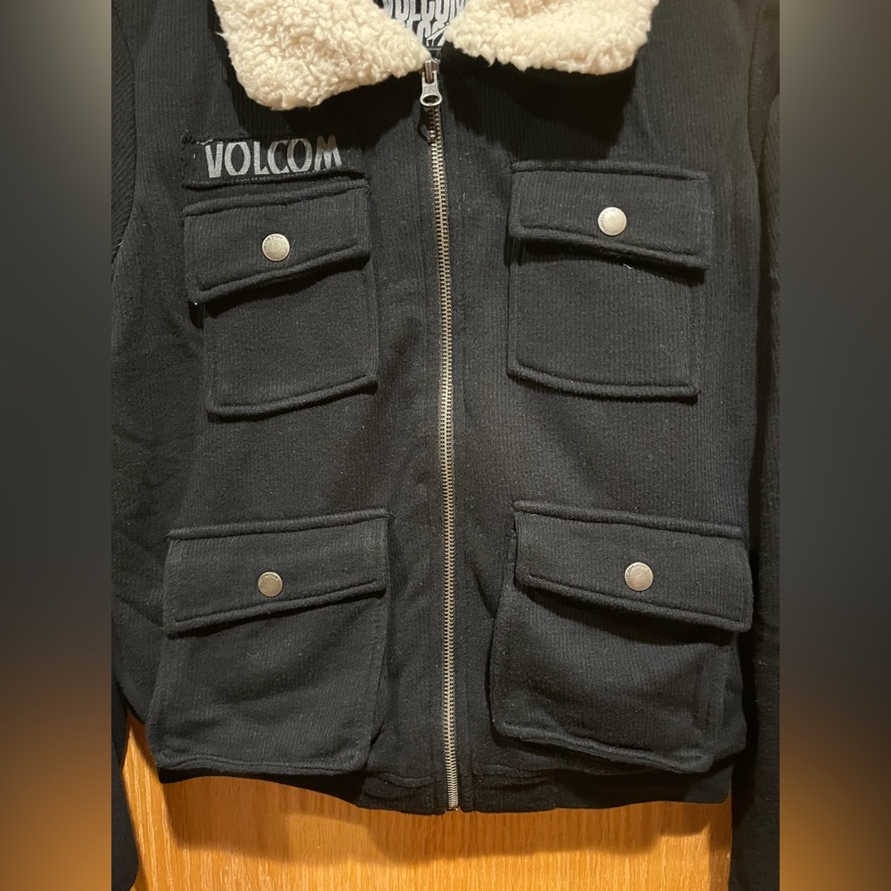 Volcom sweatshirt/jacket - Picture 2 of 3